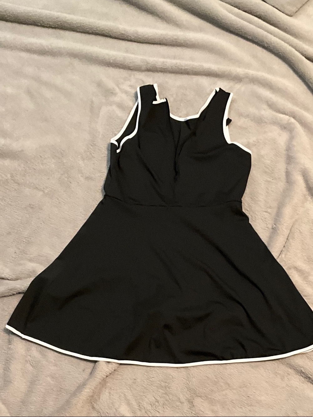 Classic Black Fit-and-Flare Athletic Dress with White Trim